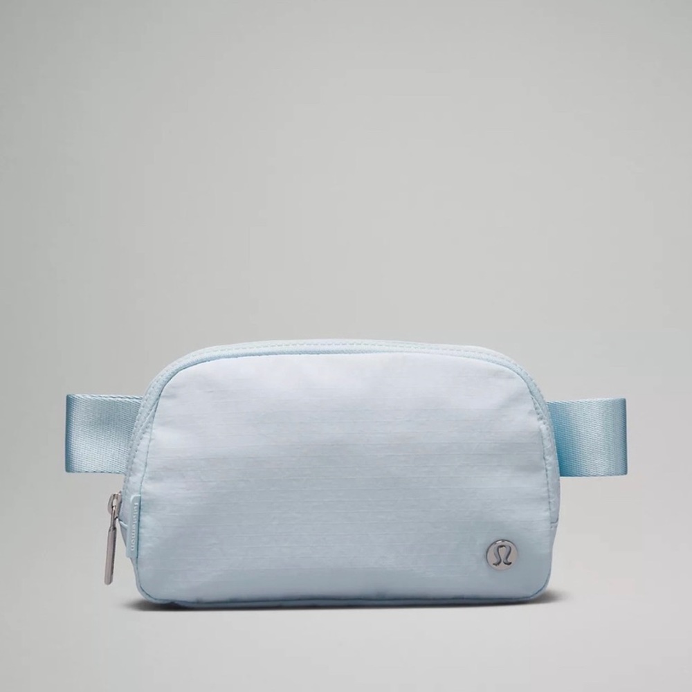 LULULEMON | Everywhere Belt Bag Powder Blue NWT